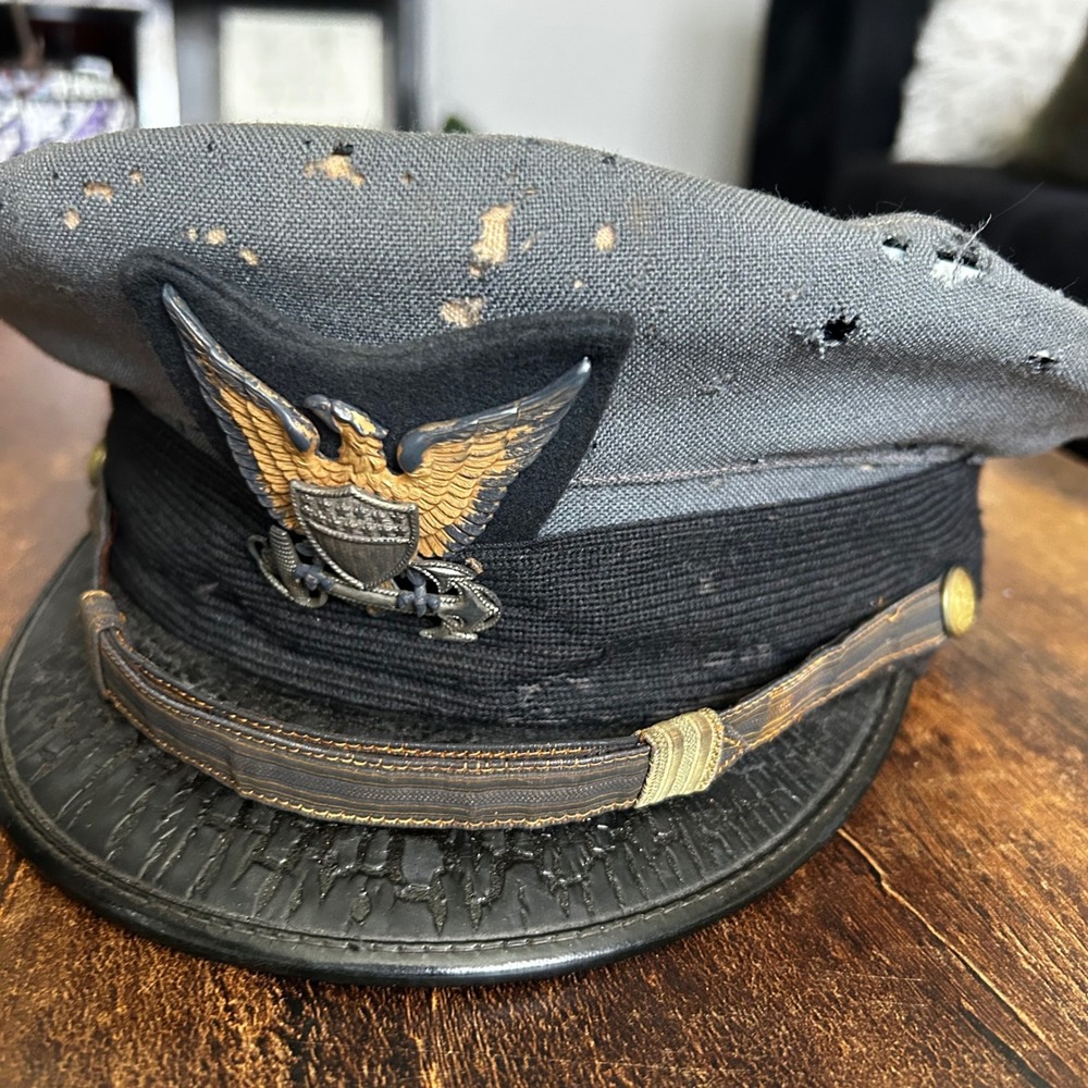 Vintage US Coast Guard Reserve USCGR Officer Visor Cap Grey Wallace Luchs Jr